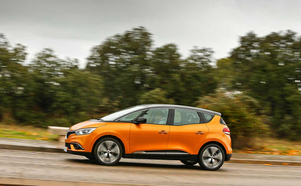 A prueba los Renault Scénic y Citroën C4 Picasso