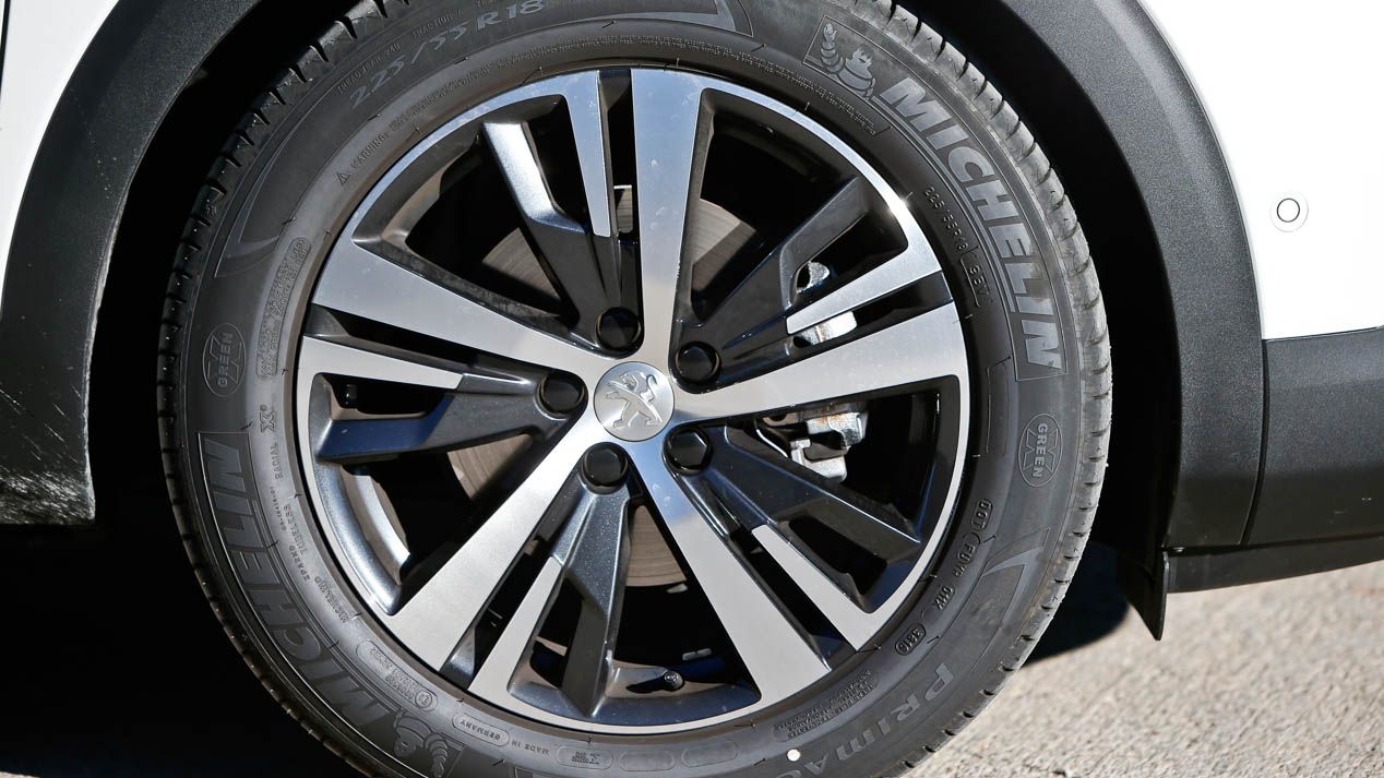 Peugeot 3008 vs Volkswagen Tiguan, ¿cuál es mejor SUV?