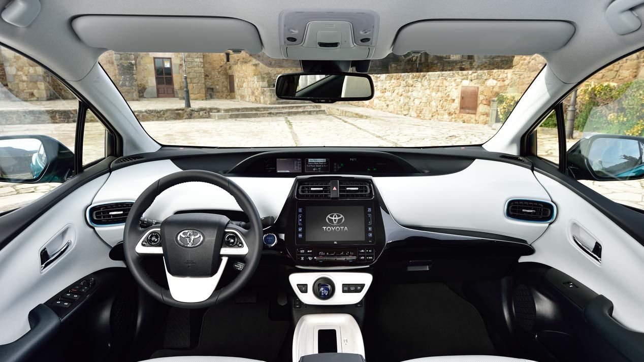 Toyota Prius Plug-in 2017, nueva generación del híbrido enchufable