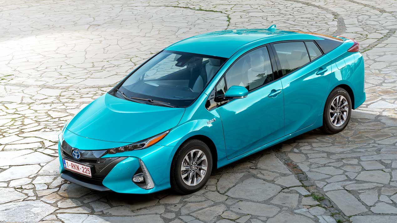 Toyota Prius Plug-in 2017, nueva generación del híbrido enchufable