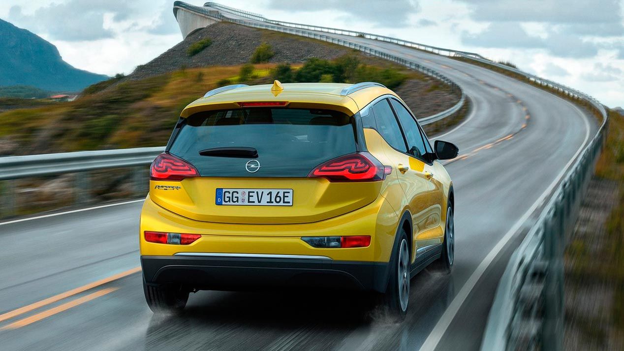 Opel Ampera-e, con 520 kilómetros de autonomía