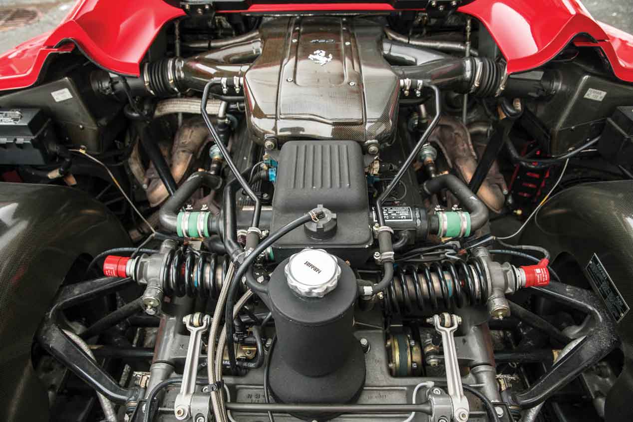 Sale a subasta el Ferrari F50 que perteneció a Mike Tyson