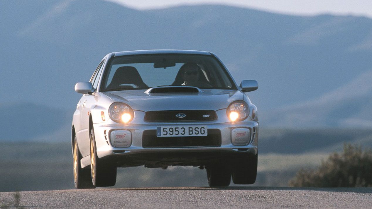 Dos leyendas deportivas: Mitsubishi EVO VII vs Subaru Impreza WRX STi