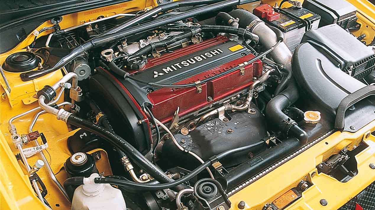 Dos leyendas deportivas: Mitsubishi EVO VII vs Subaru Impreza WRX STi