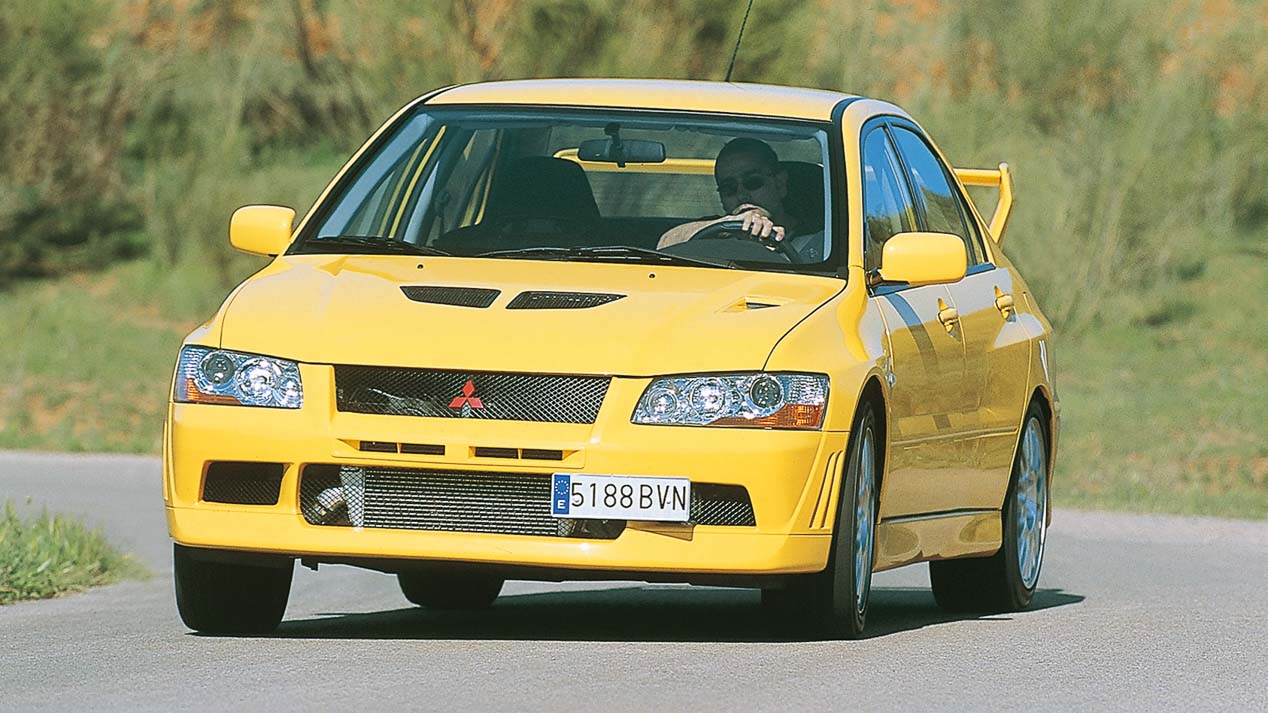 Dos leyendas deportivas: Mitsubishi EVO VII vs Subaru Impreza WRX STi