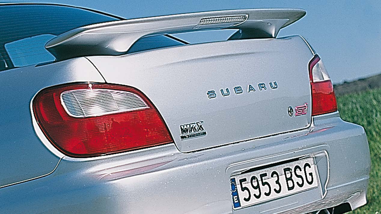 Dos leyendas deportivas: Mitsubishi EVO VII vs Subaru Impreza WRX STi
