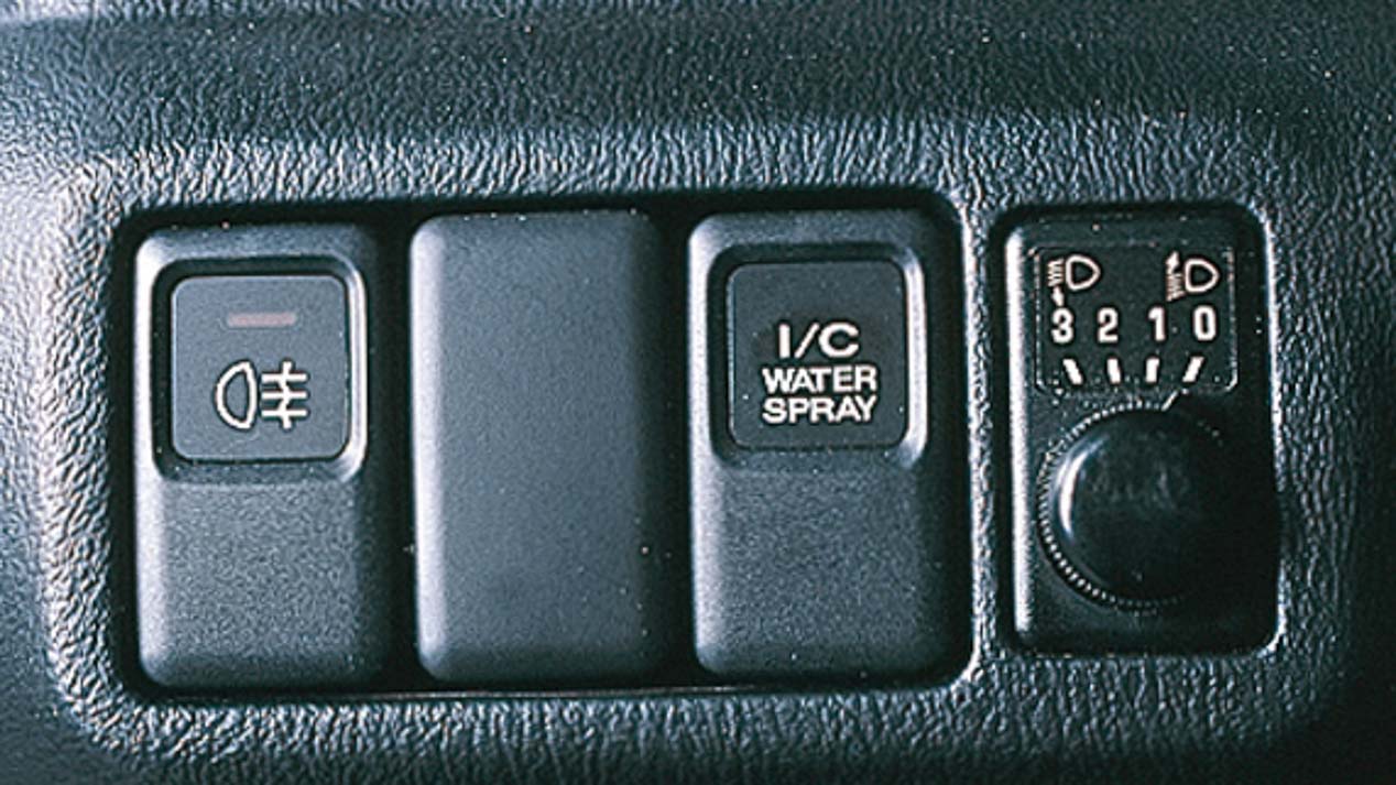 Dos leyendas deportivas: Mitsubishi EVO VII vs Subaru Impreza WRX STi
