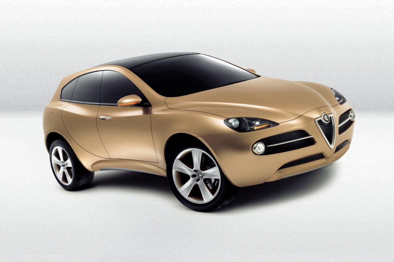 Alfa Romeo Stelvio vs Alfa Romeo Kamal Concept