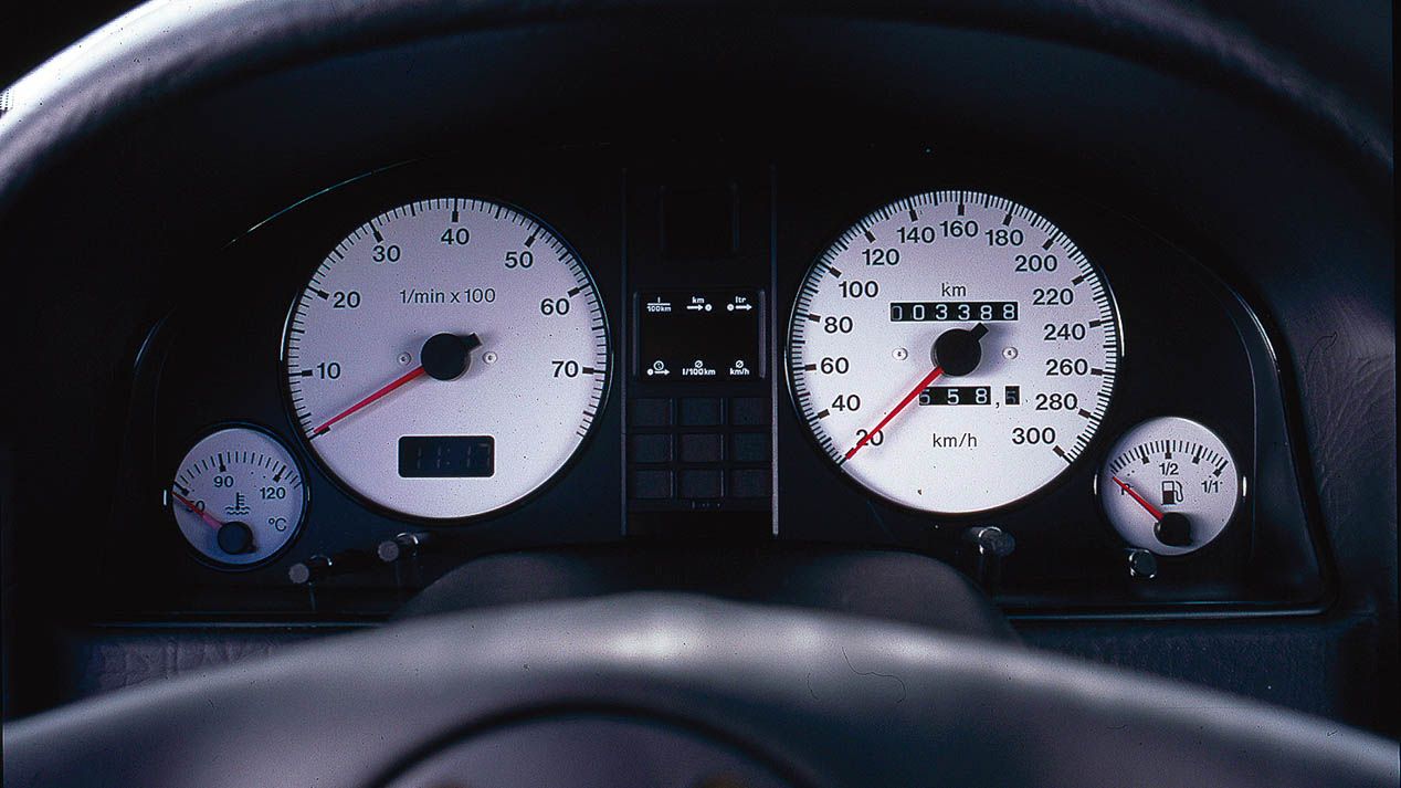 Prueba del Audi RS2, un deportivo mítico