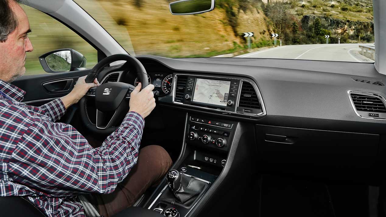 Comparativa: Seat Ateca 1.6 TDI vs Peugeot 3008 1.6 BlueHDi