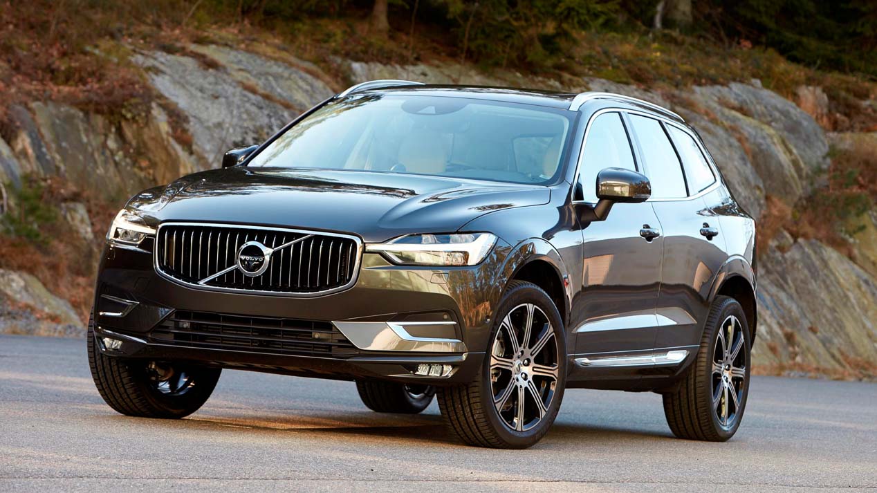 Volvo XC60, el SUV sueco se hace más grande, seguro y habitable e incluye una variante híbrida enchufable