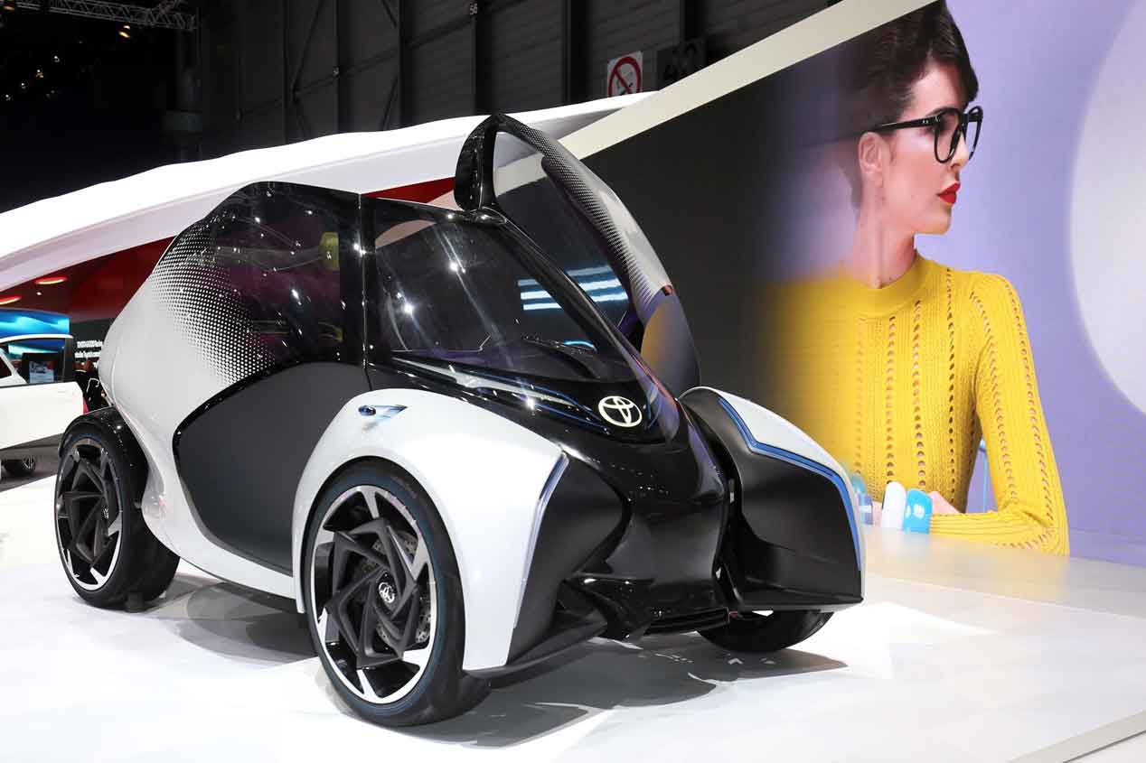 Toyota i-TRIL, un eléctrico triplaza con alma urbana