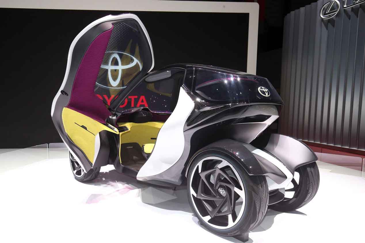 Toyota i-TRIL, un eléctrico triplaza con alma urbana