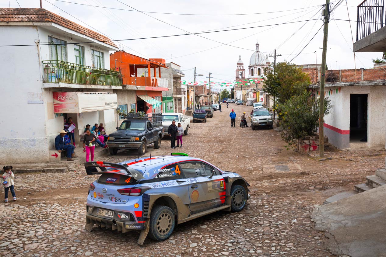 Las mejores imágenes de Hyundai en el Rally de México 2017