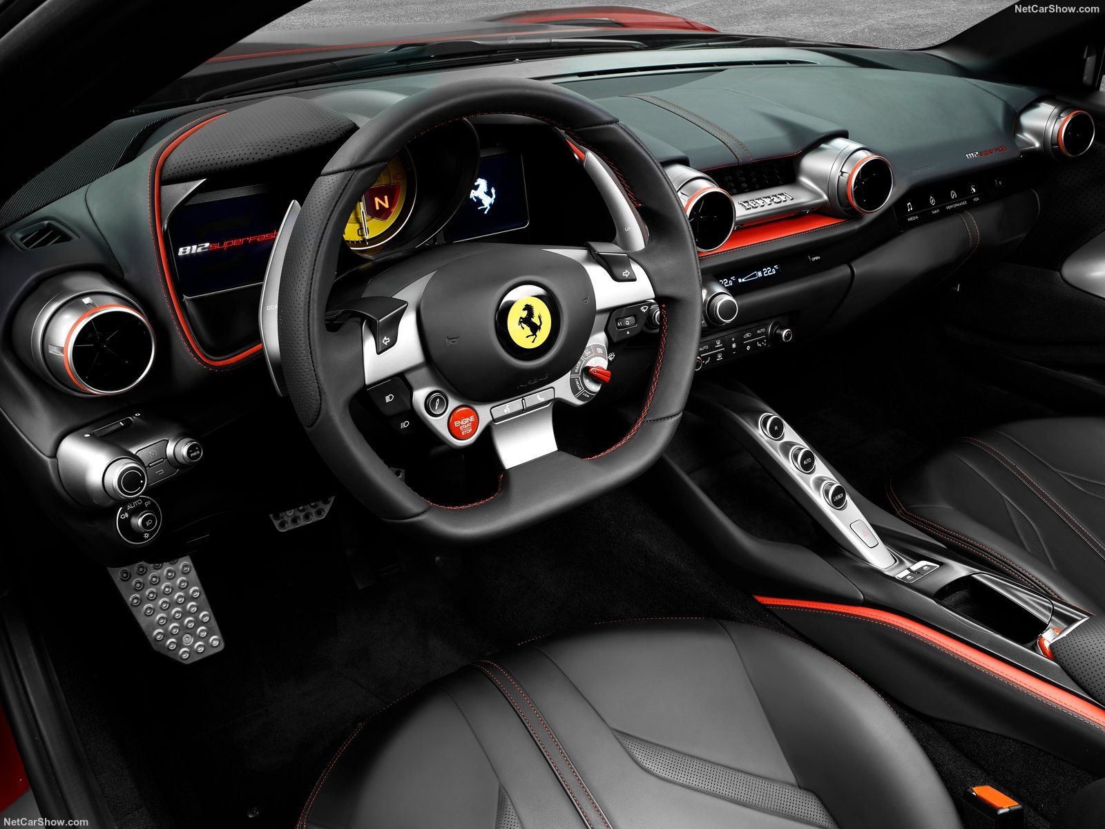 Ferrari, 70 años de tradición deportiva, velocidad y competición