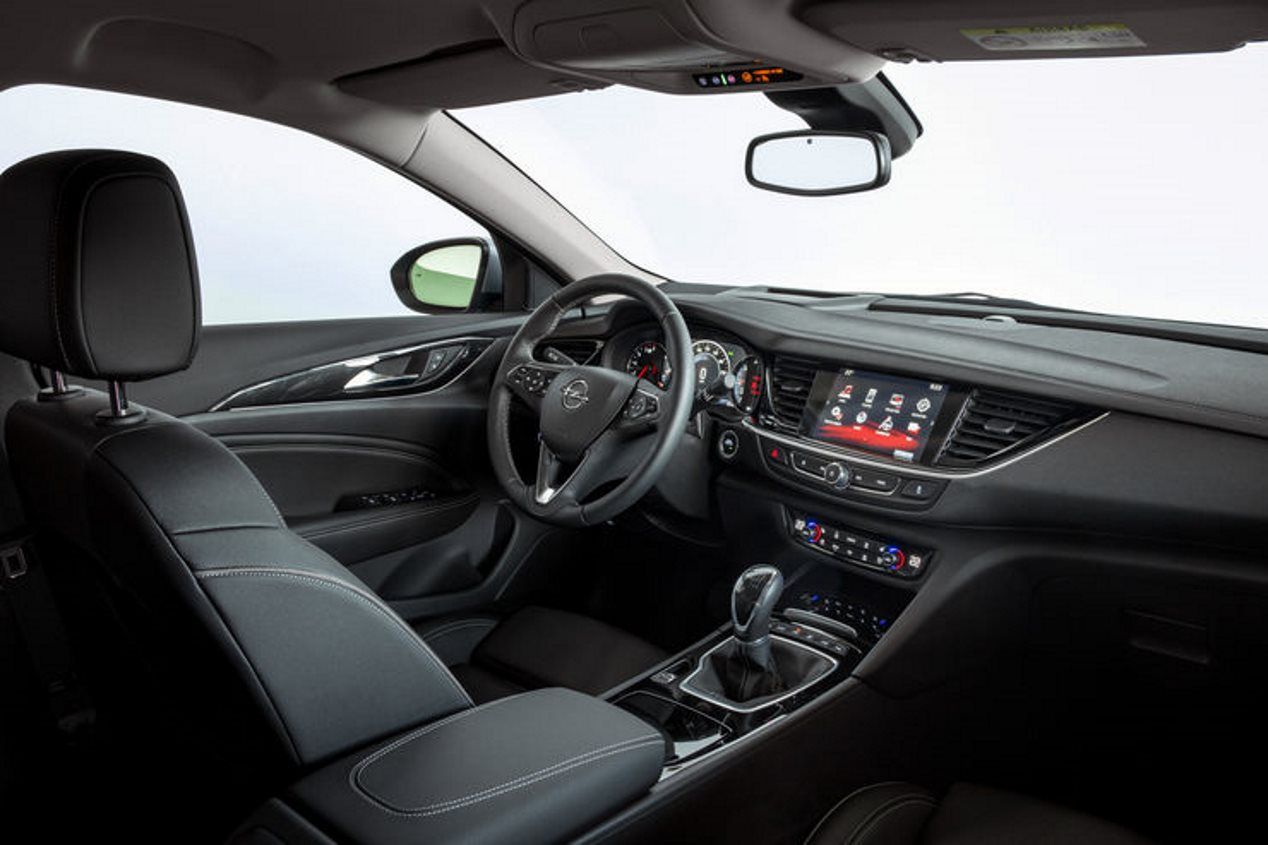 Opel Insignia Grand Sport frente a Audi A5 Sportback: ¿cuál es mejor berlina?