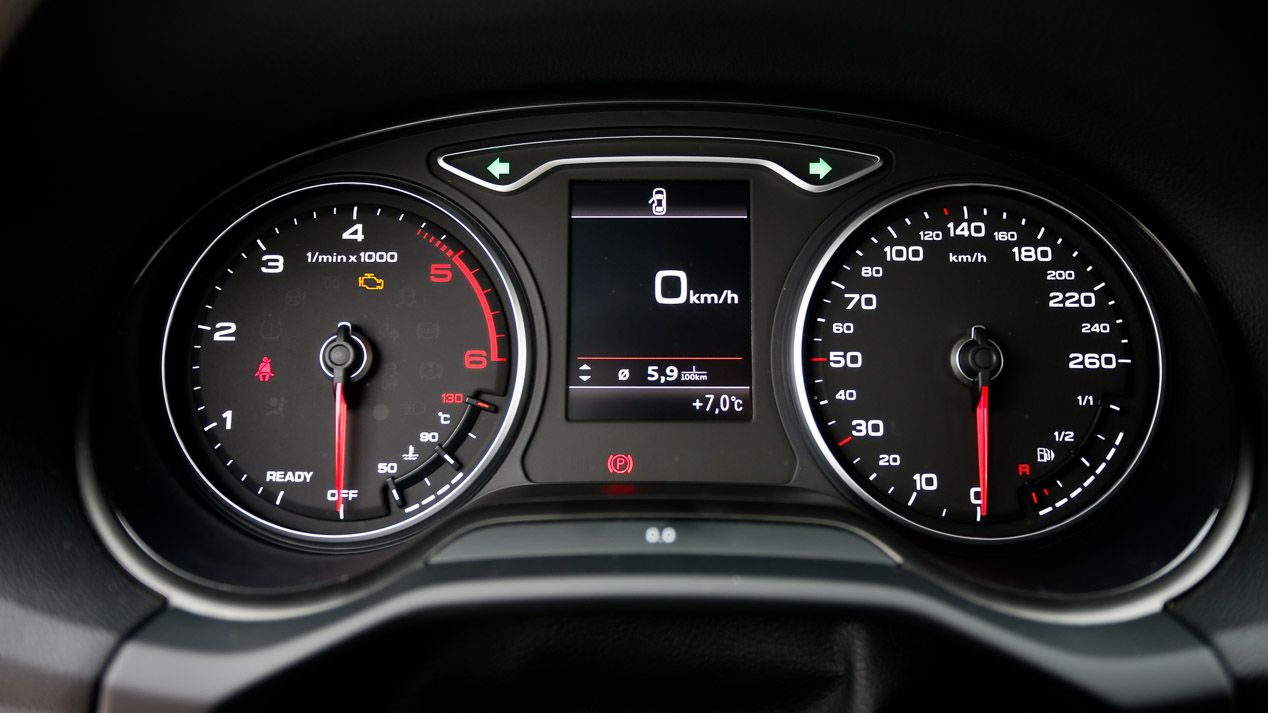 Comparativa: Audi Q2 1.6 TDI vs Honda HR-V 1.6 i-DTEC