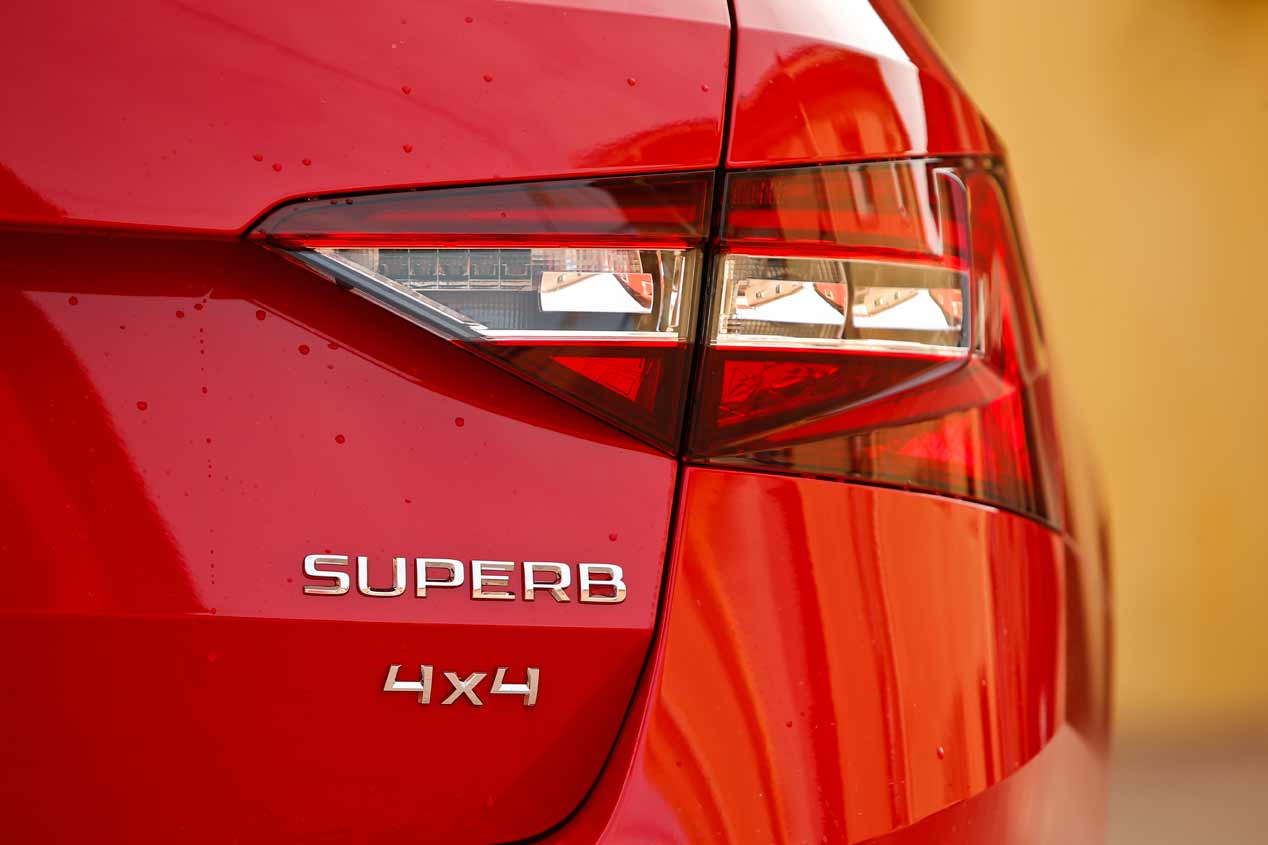 Skoda Superb Combi 2.0 TSI 4x4 Sportline: muy amplio y deportivo