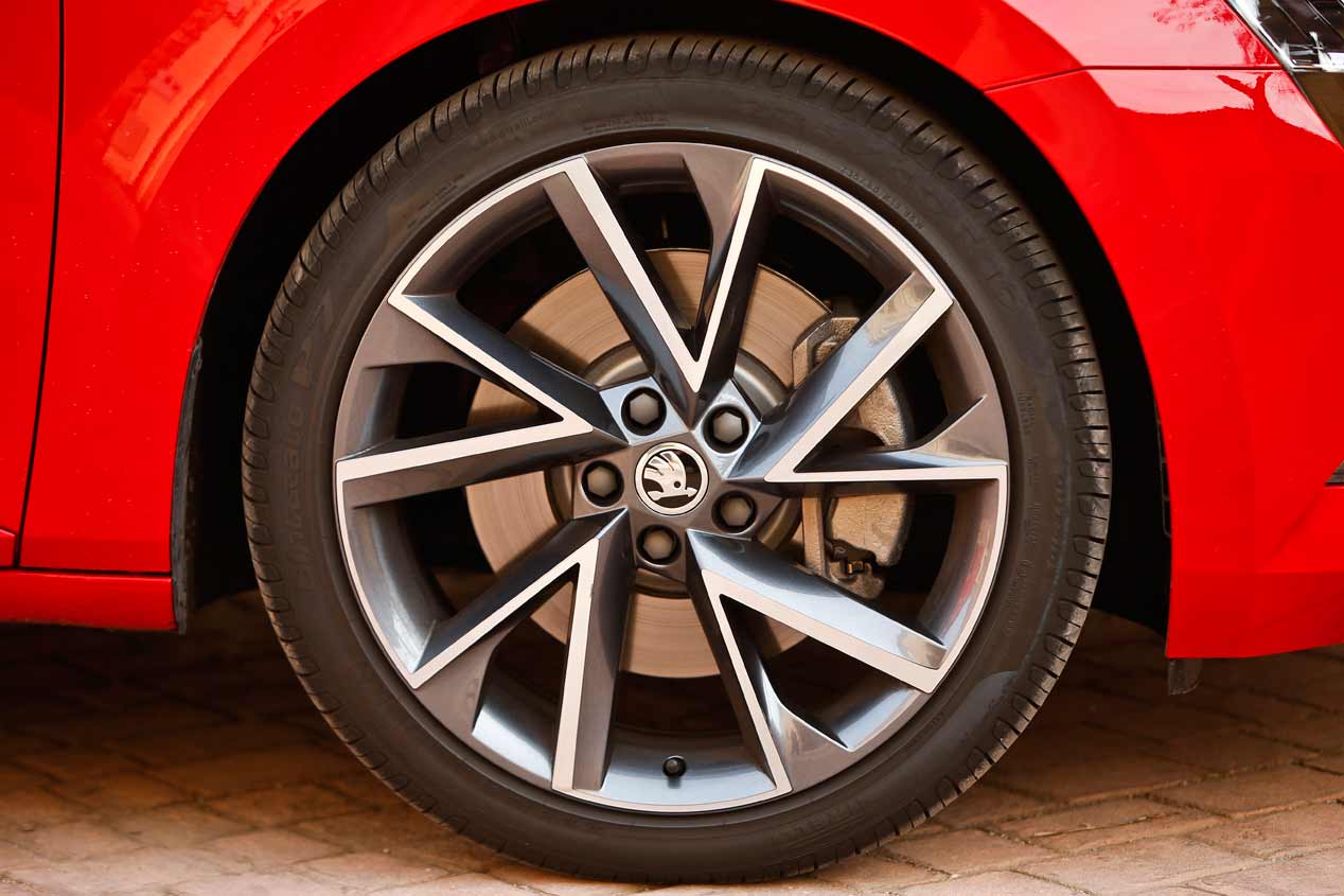 Skoda Superb Combi 2.0 TSI 4x4 Sportline: muy amplio y deportivo