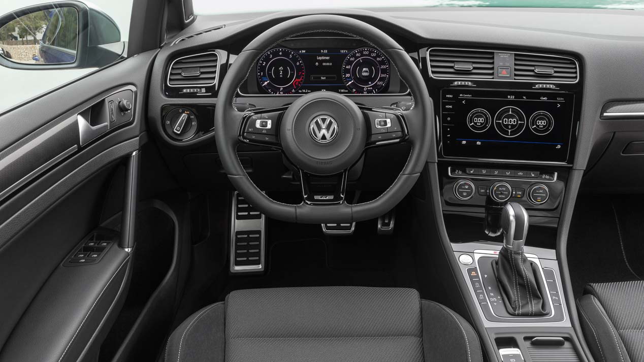 Probamos los Golf más deportivos: GTi Performance y Golf R