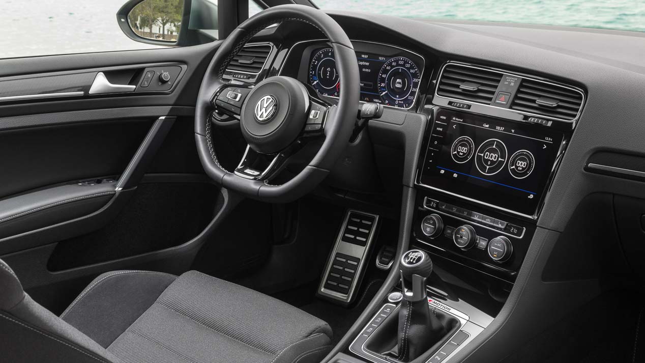 Probamos los Golf más deportivos: GTi Performance y Golf R