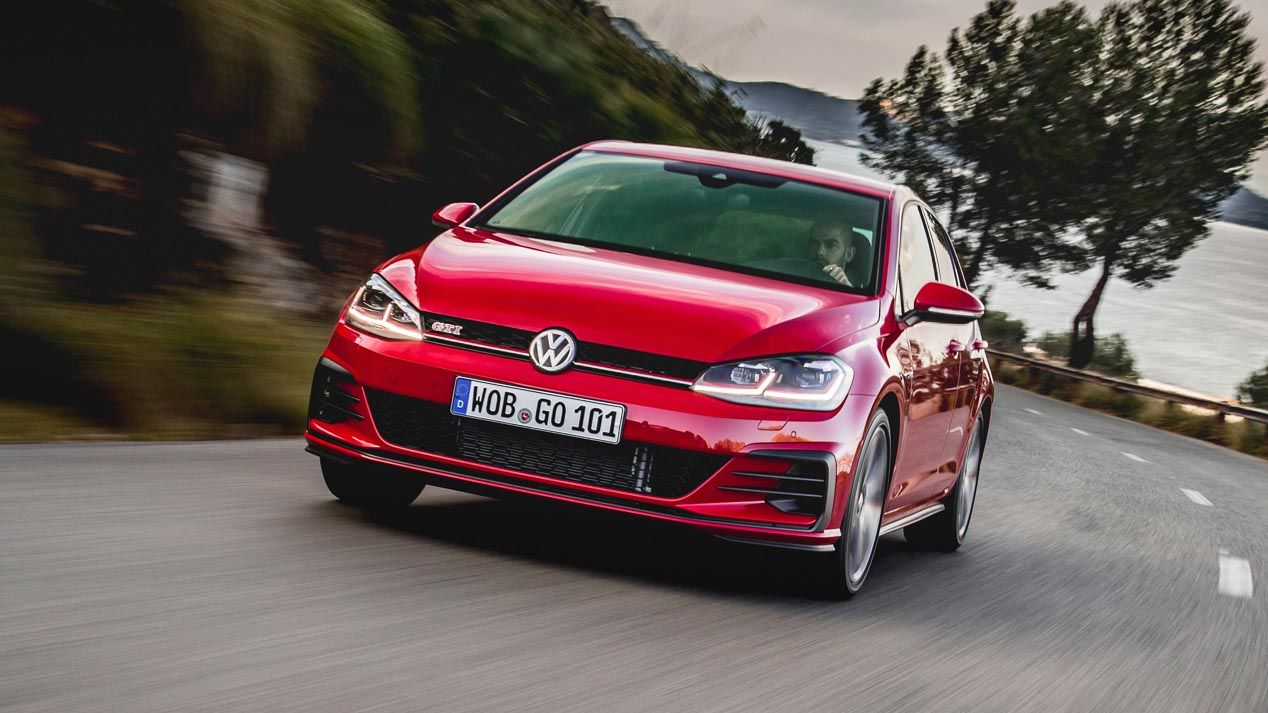 Probamos los Golf más deportivos: GTi Performance y Golf R