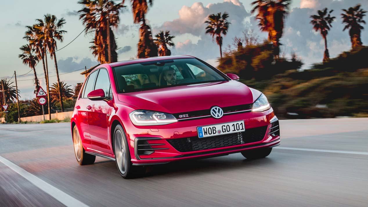 Probamos los Golf más deportivos: GTi Performance y Golf R