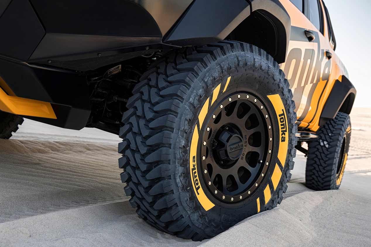 Toyota Hilux Tonka Concept. el 4x4 más salvaje
