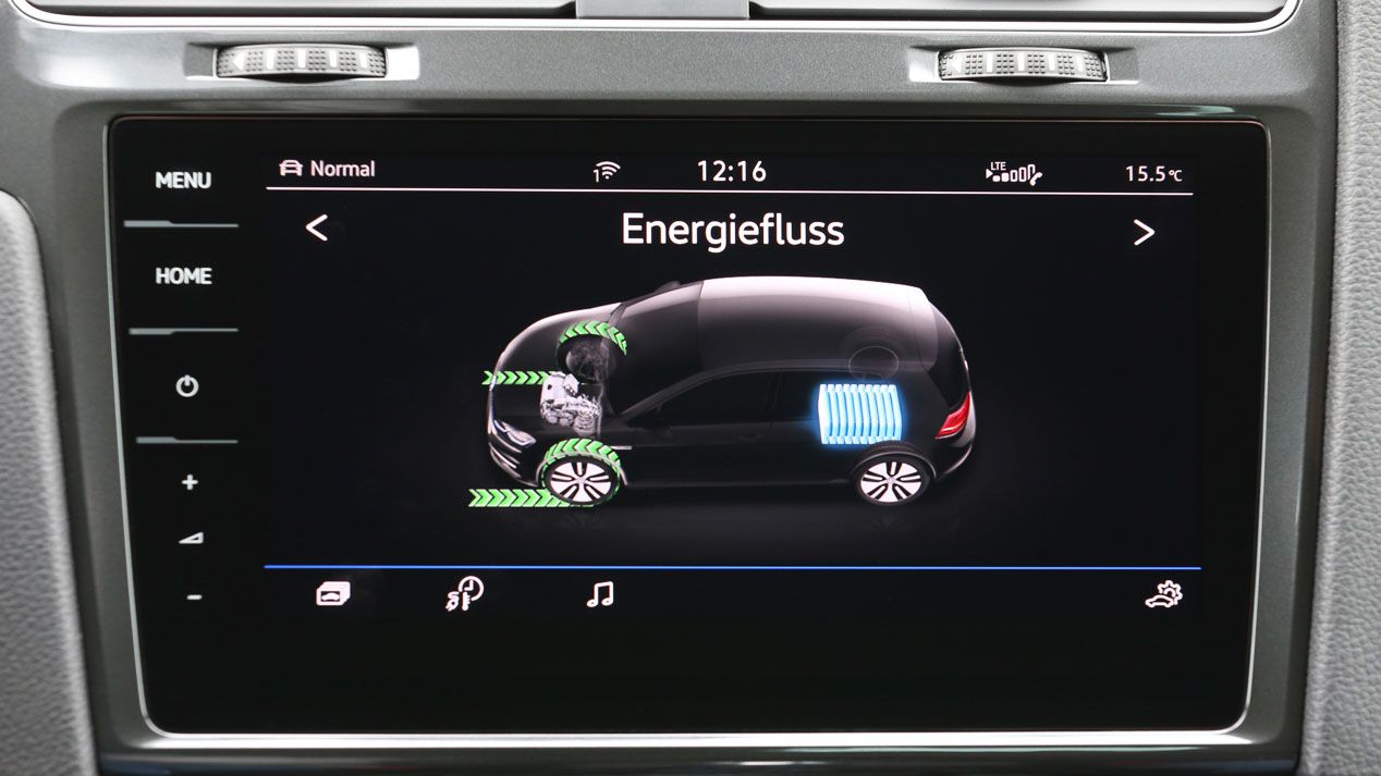 VW e-Golf y Golf GTE, probamos los Golf más eficientes