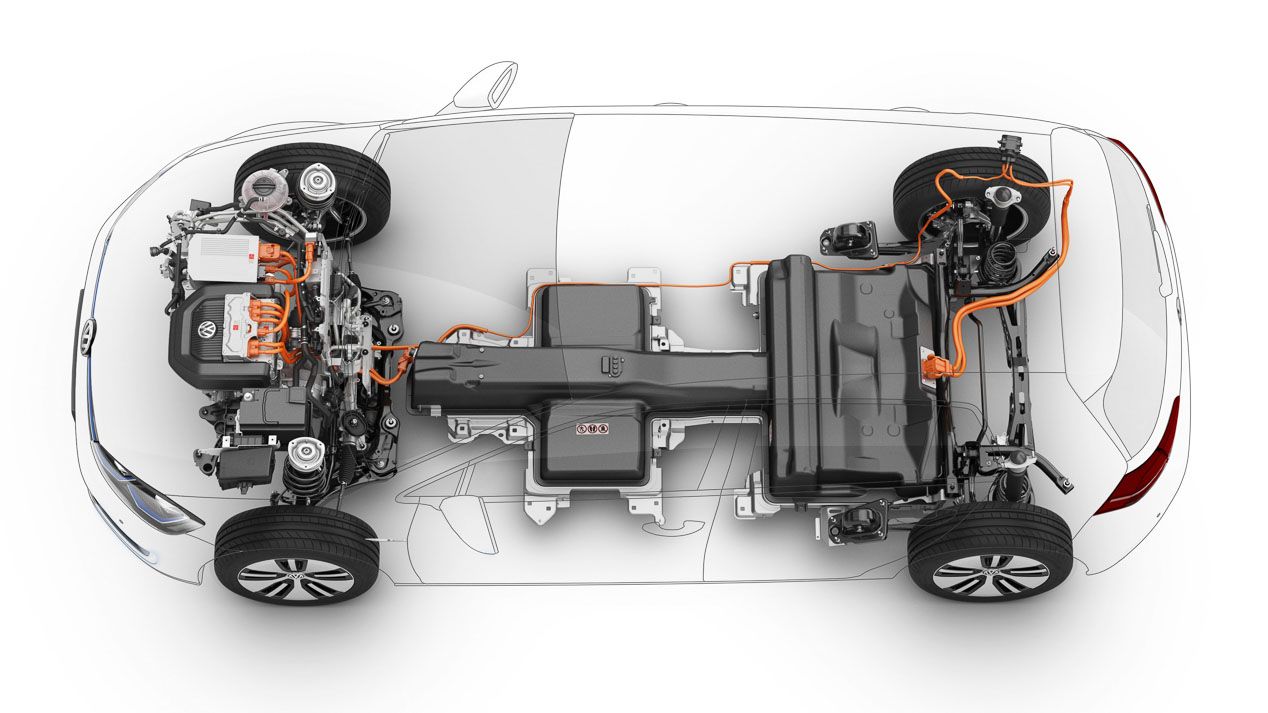VW e-Golf y Golf GTE, probamos los Golf más eficientes