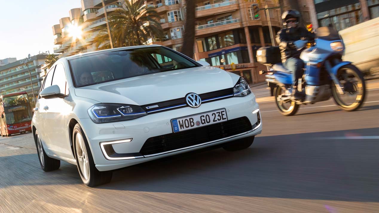 VW e-Golf y Golf GTE, probamos los Golf más eficientes