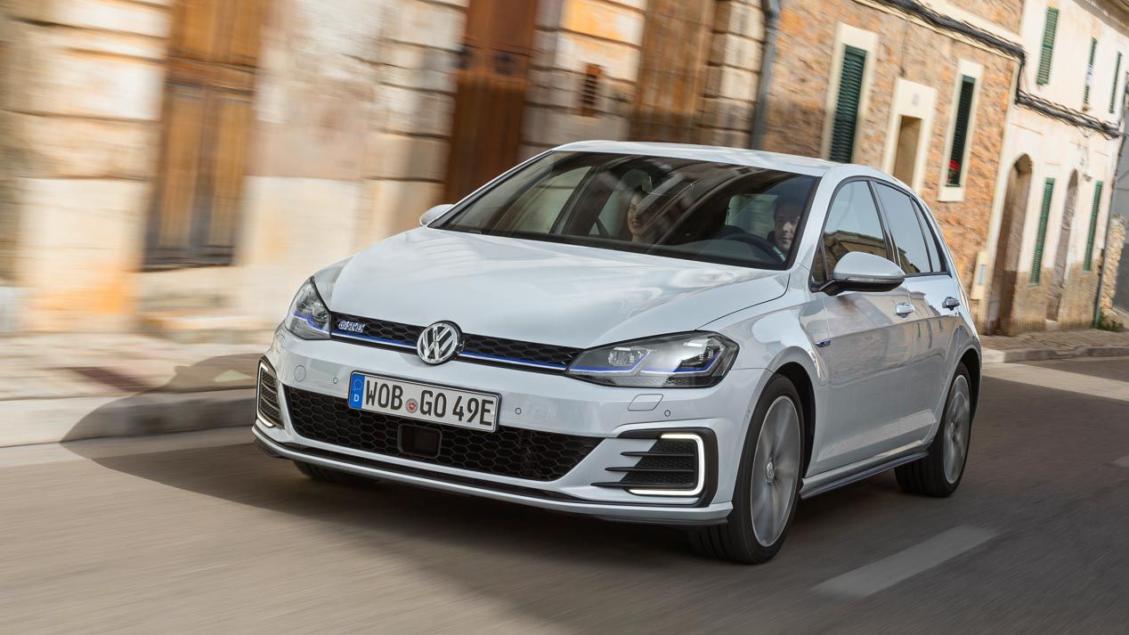 VW e-Golf y Golf GTE, probamos los Golf más eficientes
