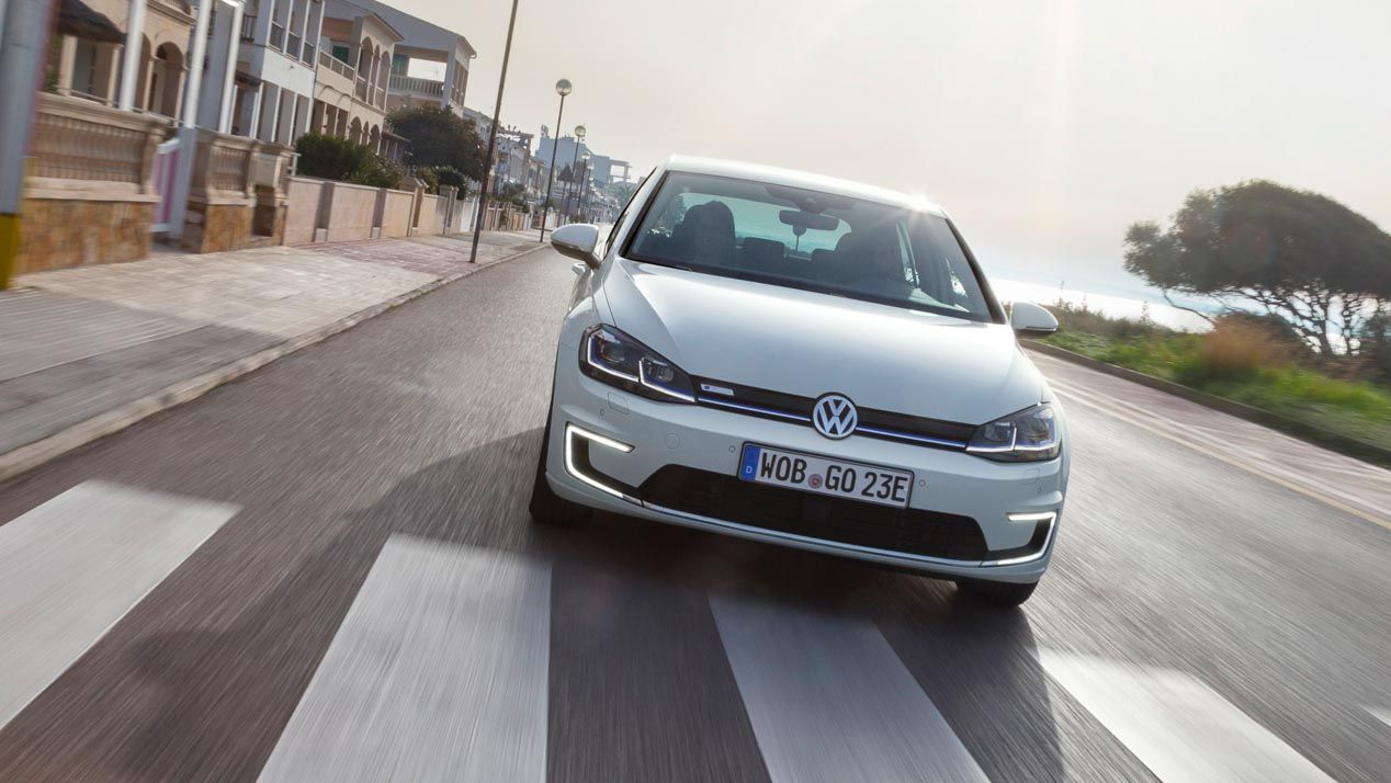 VW e-Golf y Golf GTE, probamos los Golf más eficientes