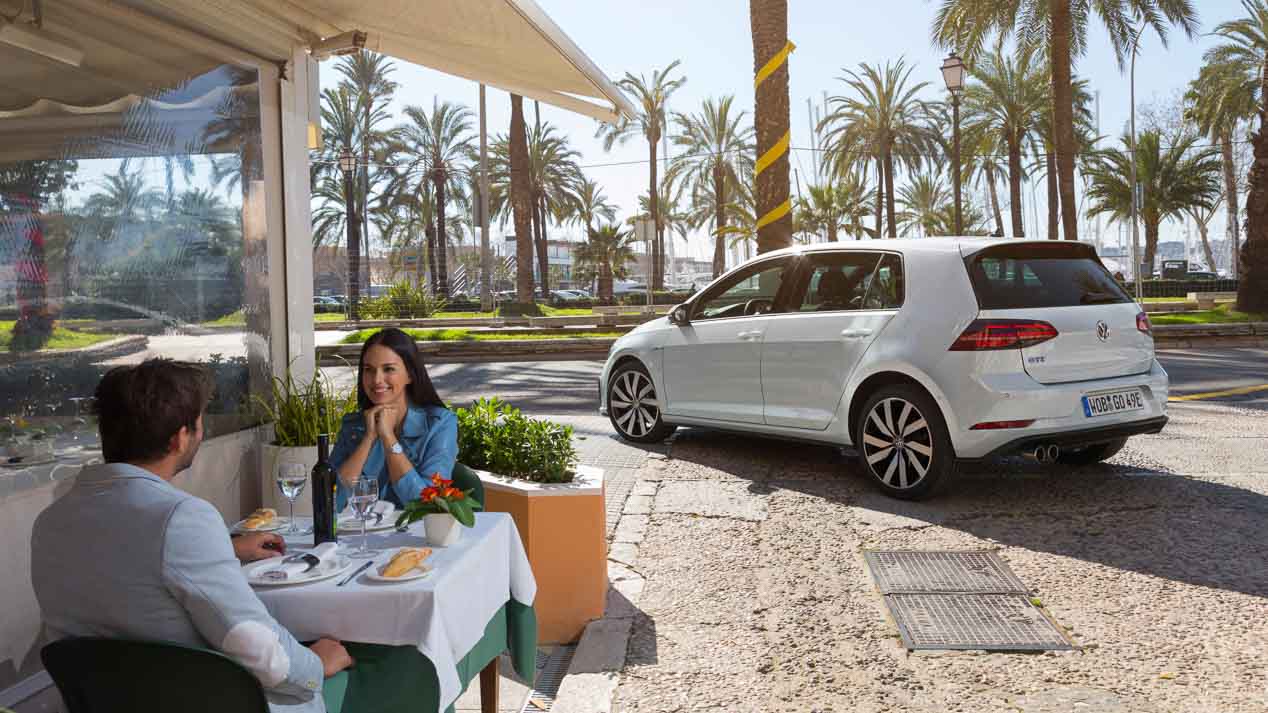 VW e-Golf y Golf GTE, probamos los Golf más eficientes
