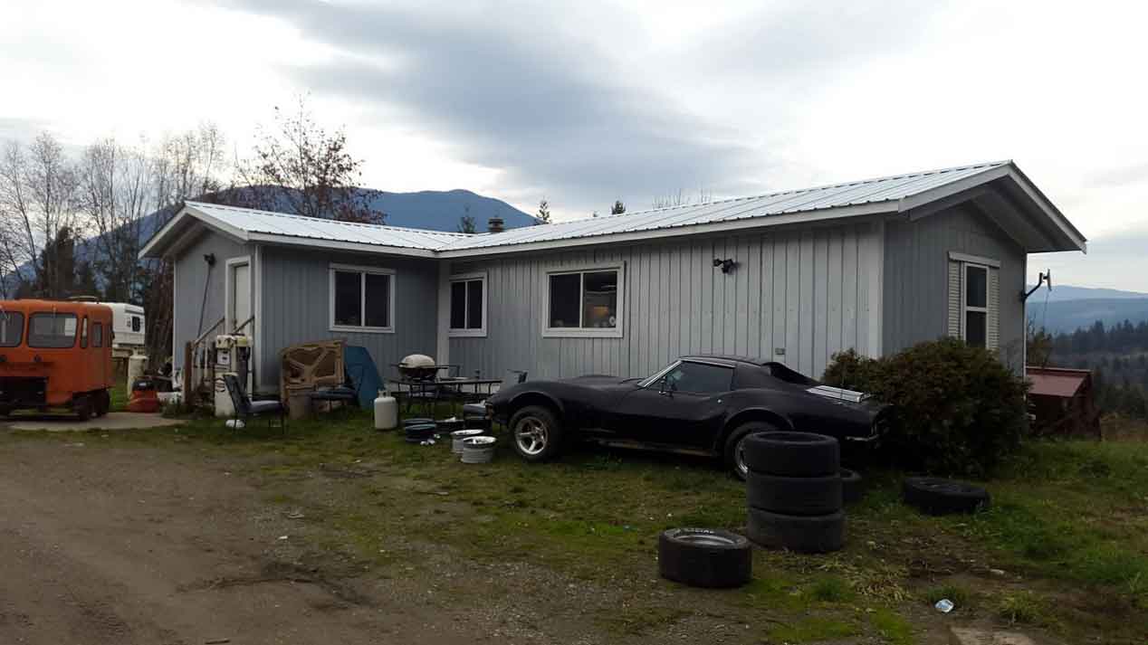 A la venta una casa con 340 coches