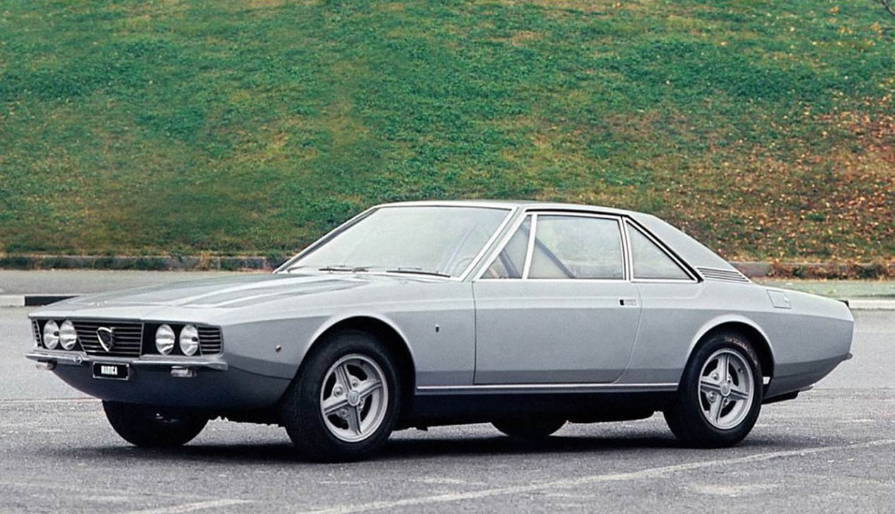 10 coches con nombre muy desafortunado