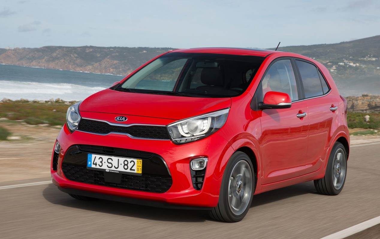 Los coches más valorados en Internet en España en marzo