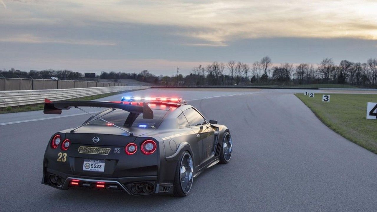 Ford Police Responder Hybrid Sedan y Nissan Copzilla, los futuros coches patrulla de la policía estadounidense