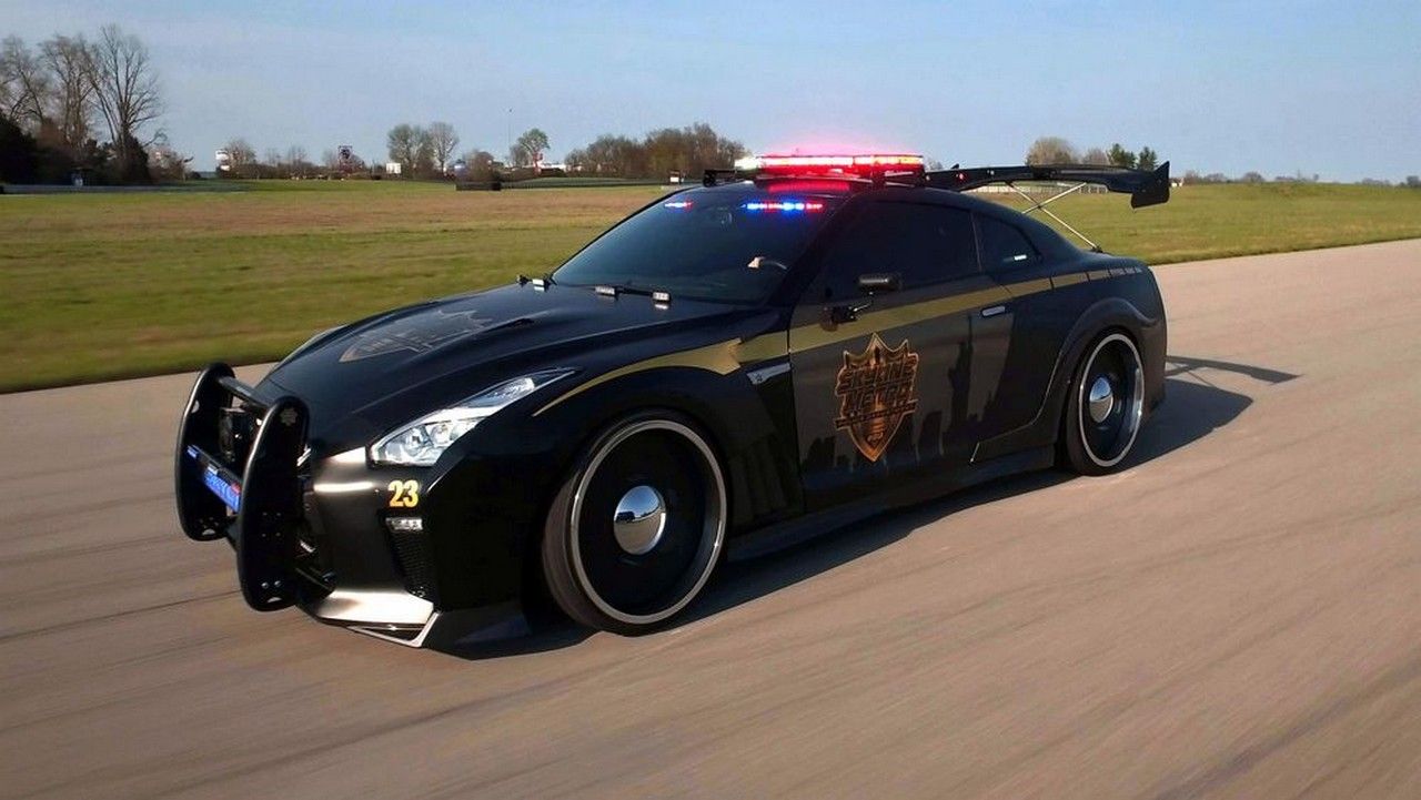 Ford Police Responder Hybrid Sedan y Nissan Copzilla, los futuros coches patrulla de la policía estadounidense