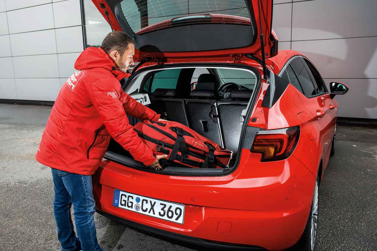 Todos contra todos: Honda Civic, Hyundai i30, Opel Astra y Volkswagen Golf  en un duelo de compactos