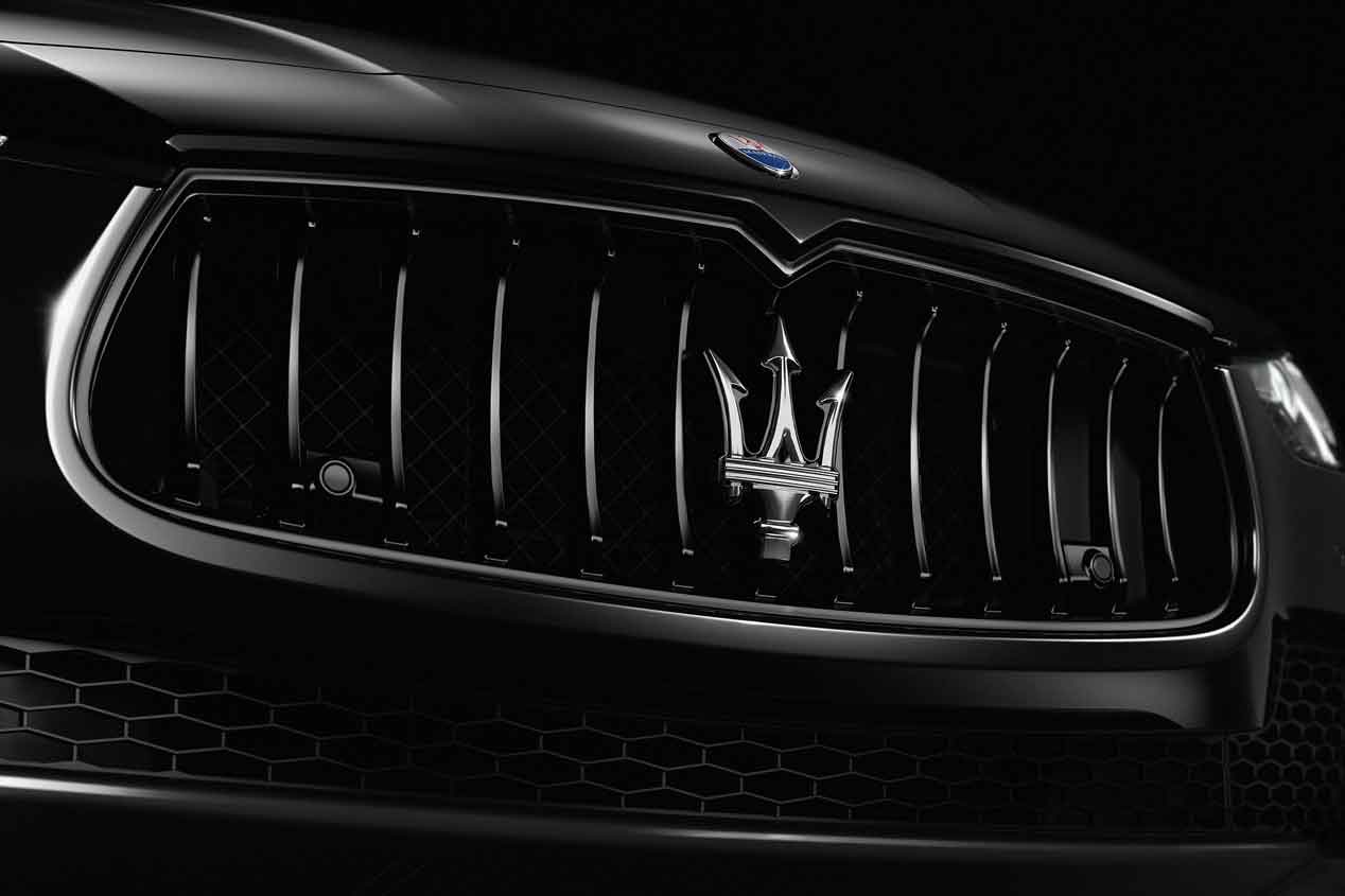 Maserati Ghibli Nerissimo, la edición especial de la berlina italiana presentada en el Salón de Nueva York
