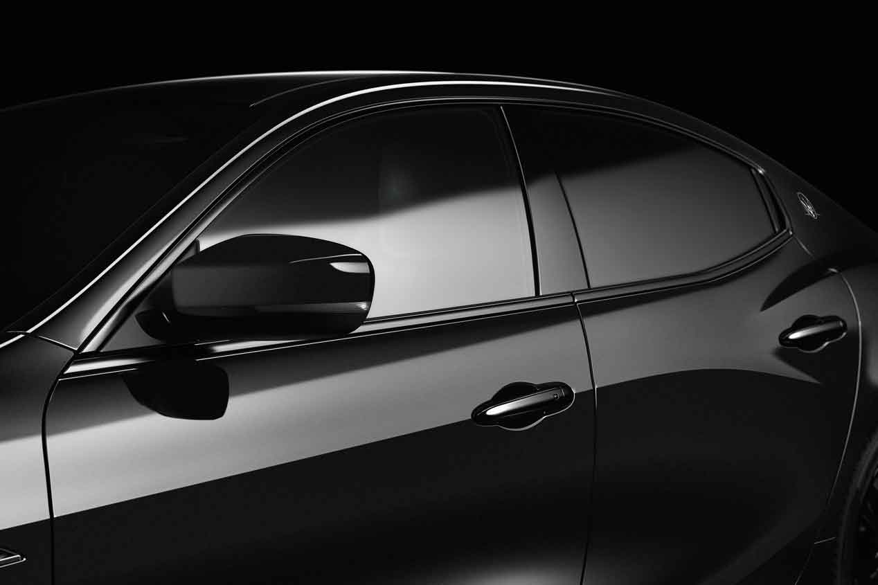 Maserati Ghibli Nerissimo, la edición especial de la berlina italiana presentada en el Salón de Nueva York