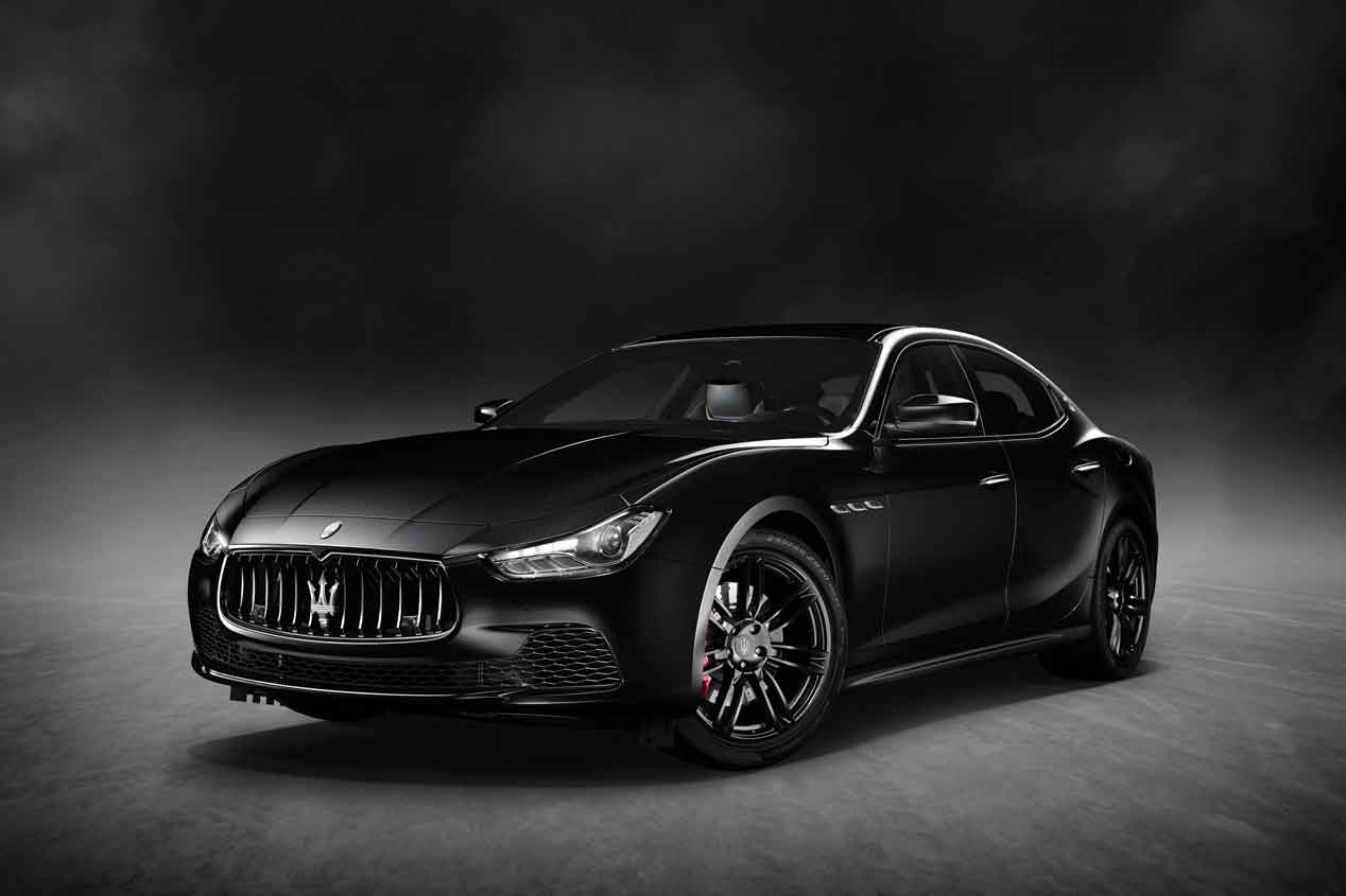 Maserati Ghibli Nerissimo, la edición especial de la berlina italiana presentada en el Salón de Nueva York
