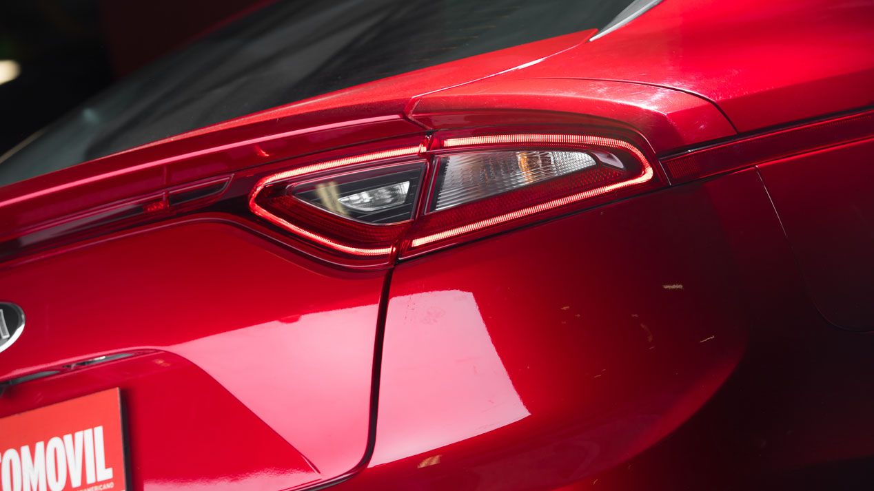 Kia Stinger: probamos la nueva espectacular berlina