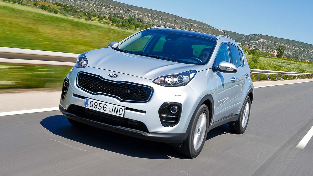 Comparativa: Kia Sportage 1.7 CRDi vs Peugeot 3008 1.6 BlueHDi vs Renault Kadjar 1.5 dCi