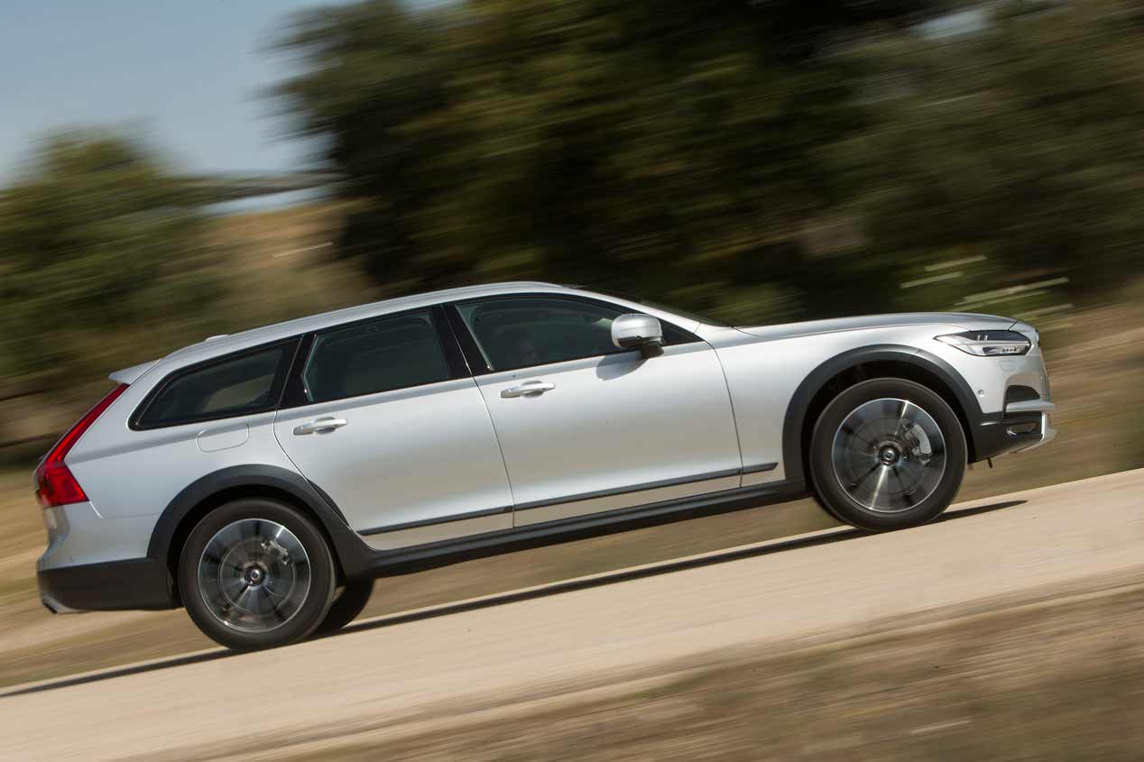 Volvo V90 Cross Country D4 AWD, a prueba
