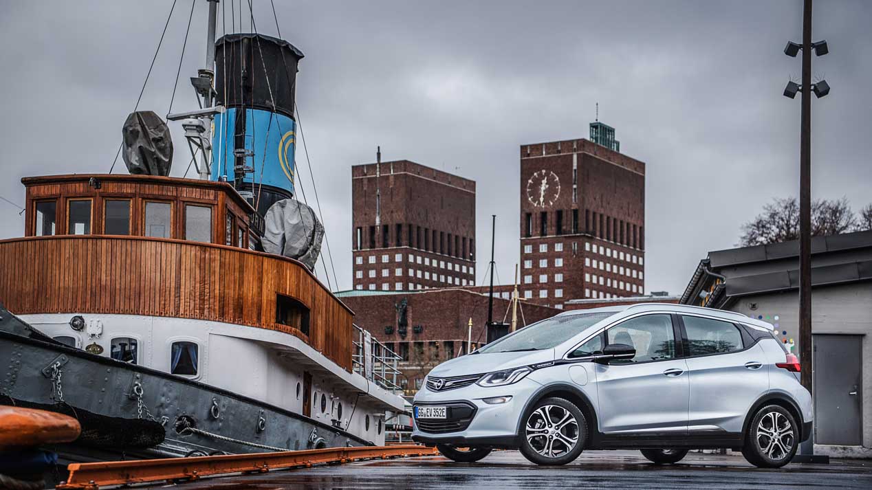 Opel Ampera-e, eléctrico y con 520 km de autonomía