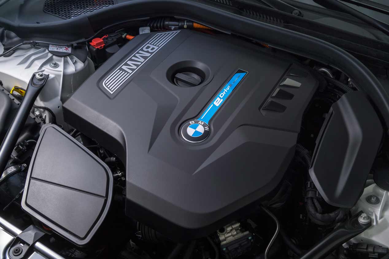 A prueba los BMW M550i xDrive y 530e iPerformance