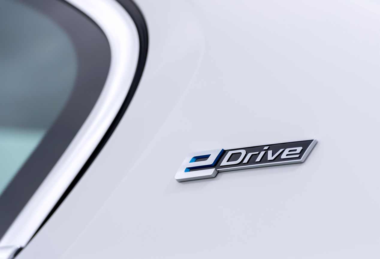 A prueba los BMW M550i xDrive y 530e iPerformance