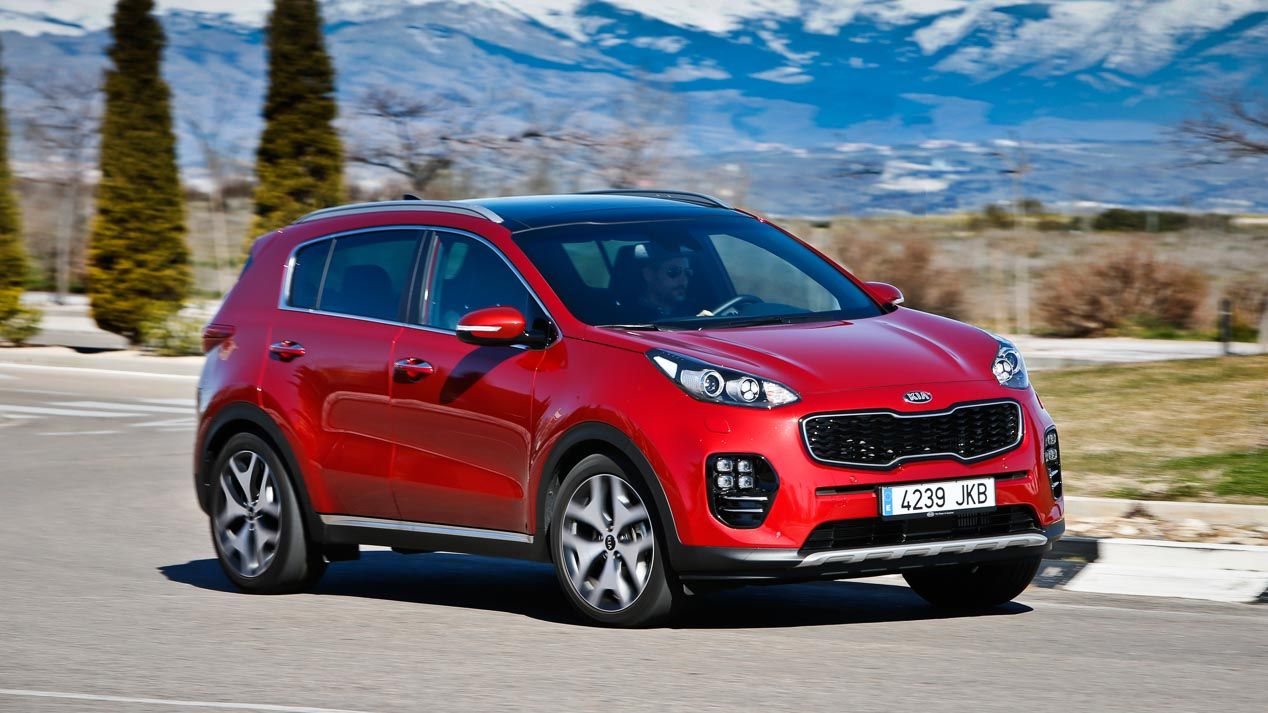 Los coches y los SUV líderes de ventas en España (abril)